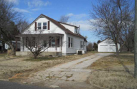 1002 E Sycamore St, Monett, MO 65708 