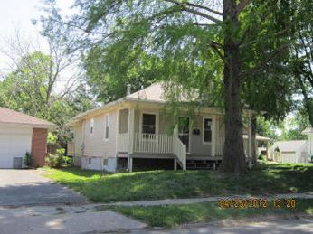 815 S Ash Ave, Independence, MO 64053 