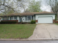 8604 Ash Ave, Raytown, MO 64138 