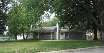 500 SW 4th Street, Lees Summit, MO 64063 