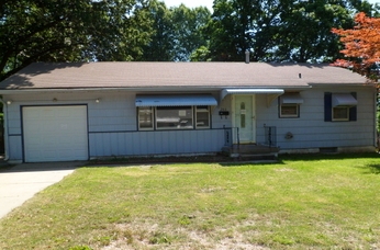 203 N Park Drive, Belton, MO 64012 