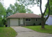 13711 Parker Ave, Grandview, MO 64030 