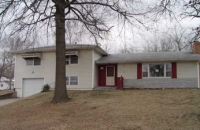 1301 Walnut St, Higginsville, MO 64037 