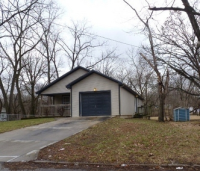 5504 College Ave, Kansas City, MO 64130 