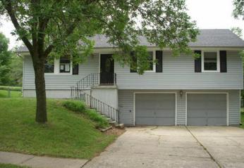 2407 NW 84th Ter, Kansas City, MO 64154 