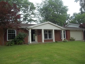 7474 Sir Lords Lane, Hazelwood, MO 63042 