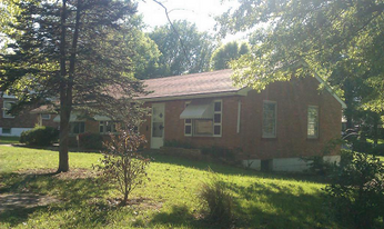 8943 Gateland Ave, Saint Louis, MO 63136 