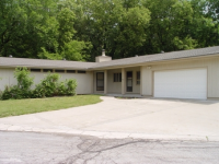 400 NW 17th Street, Blue Springs, MO 64015 