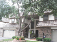 10220 Locust St, Kansas City, MO 64131 