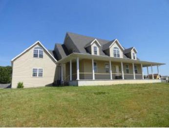 560 Cobblestone Ln, Sparta, MO 65753 