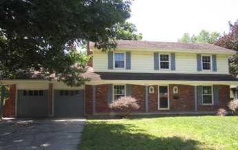 6913 E 127th Ter, Grandview, MO 64030 