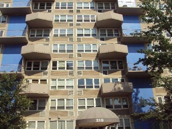 210 N 17th St #201, Saint Louis, MO 63103 