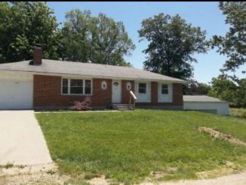 7638 Peggy Drive, Odessa, MO 64076 