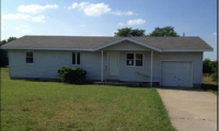 1317 E 474th Rd, Bolivar, MO 65613 
