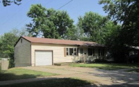 1211 N Vista Drive, Independence, MO 64056 