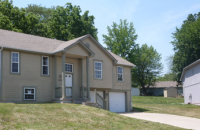 5002 Booth Ct, Kansas City, MO 64129 