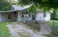 2539 1/2 N Robberson Ave, Springfield, MO 65803 