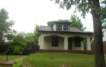 7447 Lyndover Pl, Saint Louis, MO 63143 