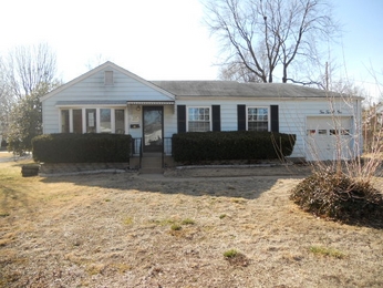 10201 Surf Drive, Saint Louis, MO 63137 