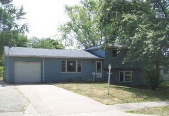 3504 Woodland Dr, Columbia, MO 65202 