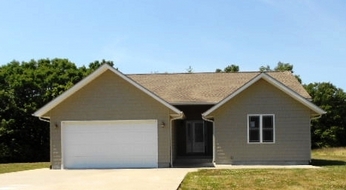 23739 Landmark Ave, Marshall, MO 65340 