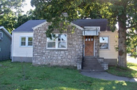 1933 N Douglas Ave, Springfield, MO 65803 
