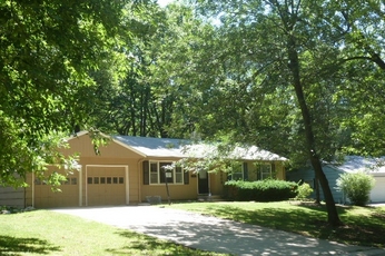 9809 Newton Ave, Kansas City, MO 64134 