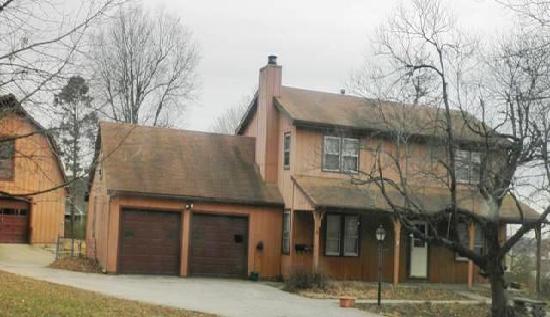 11505 E 78th Ter, Raytown, MO 64138 