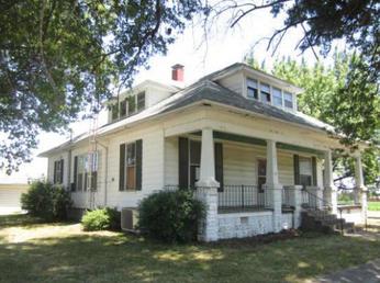 1011 Benton Street, Montgomery City, MO 63361 