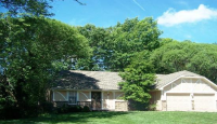 304 Sw Ensley Ln, Lees Summit, MO 64081 