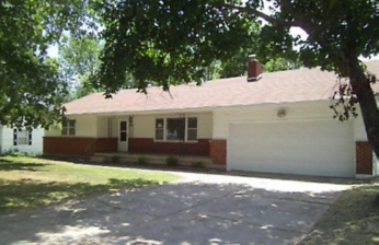 623 E Main St, Warsaw, MO 65355 