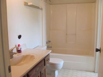 13328 Walnut St, Kansas City, MO 64145 