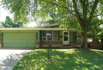 10638 Hallwood Dr, St Louis, MO 63136 