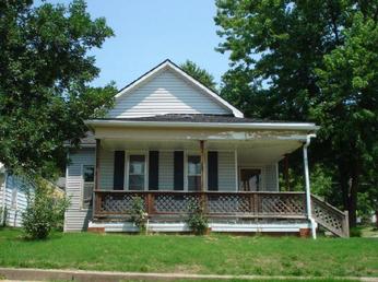 623 Mason Ave, St Joseph, MO 64504 