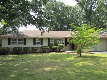 1571 S Saint Charles Ave, Springfield, MO 65804 