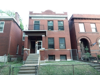 6720 Vermont Ave, Saint Louis, MO 63111 