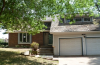 1903 Twin Oaks Dr, Harrisonville, MO 64701 