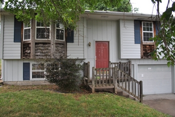 6118 N 28th Street Ter, Country Club, MO 64505 