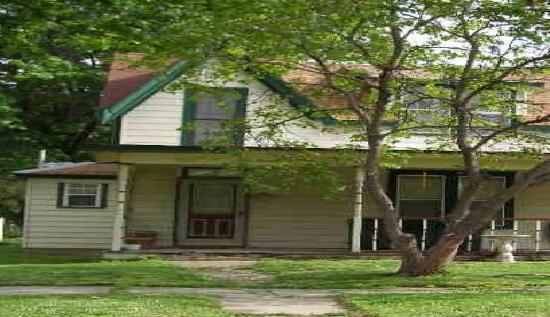 500 West Broadway, Plattsburg, MO 64477 