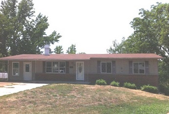 8911 Sumter Dr, Saint Louis, MO 63136 