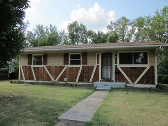 617 Shepley Drive, Saint Louis, MO 63137 