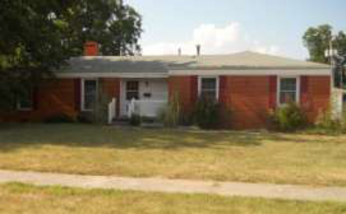 105 W Poplar St, El Dorado Springs, MO 64744 