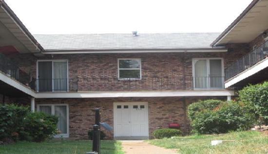 6916 Colonial Woods Drive 94, Saint Louis, MO 63129 