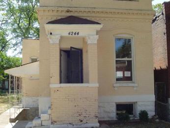 4244 College Ave, St Louis, MO 63107 