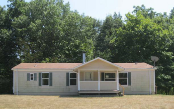 100 Decora Ct, Elsberry, MO 63343 