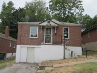 7028 Theodore, Jennings, MO 63136 