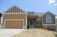 7047 Glenn Ln, Parkville, MO 64152 