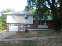 3316 S Emery St, Independence, MO 64055 