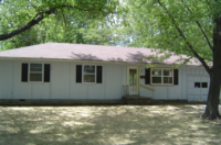 831 N Colorado St, Nevada, MO 64772 