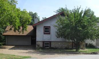 1240 Sandstone Terr, Lake Saint Louis, MO 63367 